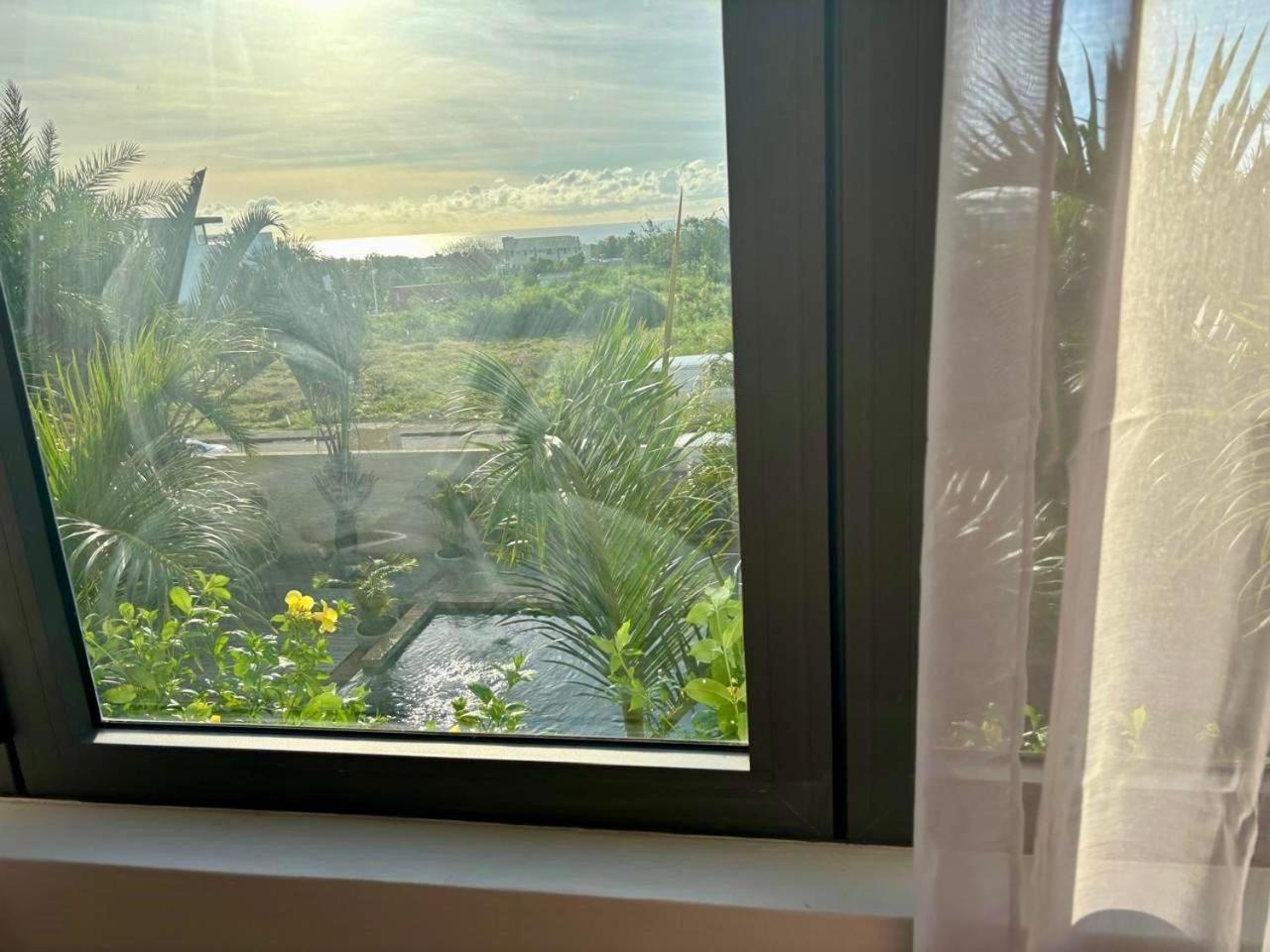 Stunning 3-Bedroom Apartment With Private Rooftop Terrace & Gorgeous Pool Flic-en-Flacq Zewnętrze zdjęcie